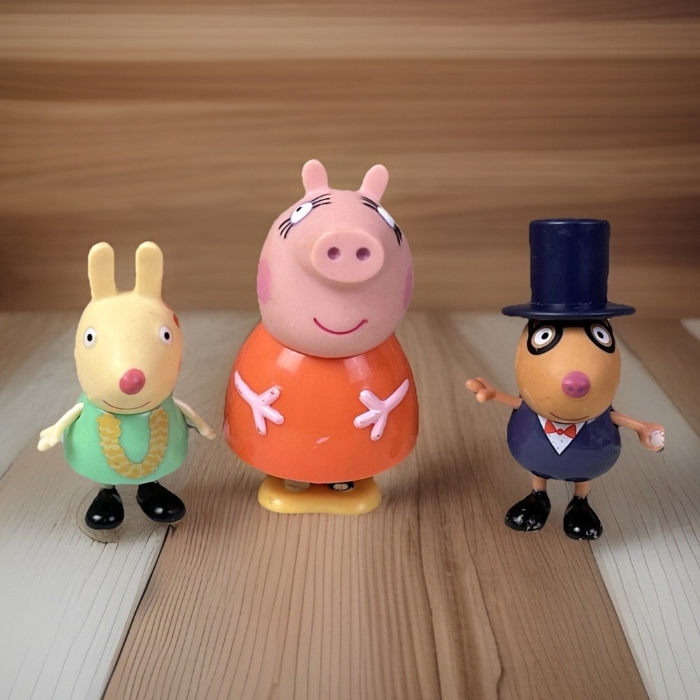 2003 Peppa Pig and Friends Figures Magician Mama Rebecca Rabbit Toys Lot of 3
